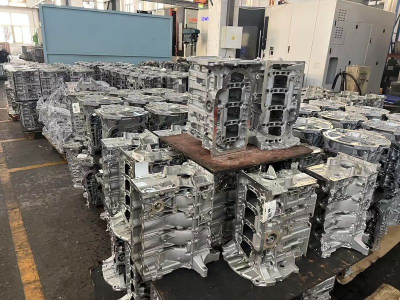 Yimi (Guangzhou) Automotive Parts Co, Ltd línea de producción del fabricante