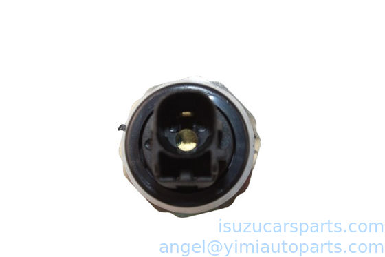 ISUZU 700P 600P DMAX con el interruptor de presión del aceite 8971762301