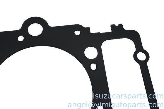 El motor de la ISUZU NQR 4HK1 700P tiene una tapa de cilindro.