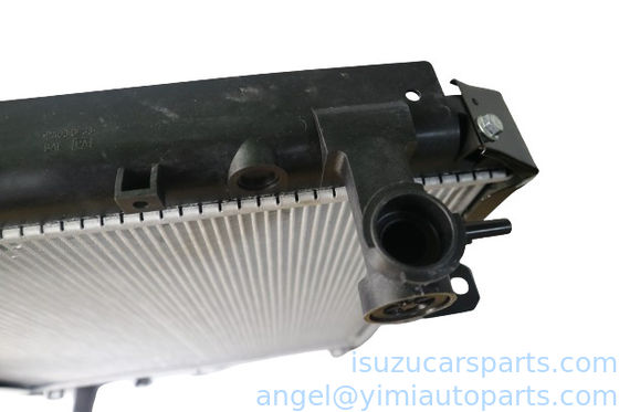 Tamaño estándar Radiador de automóvil Isuzu ASM NPR 700P 4HK1 8-98046663-0