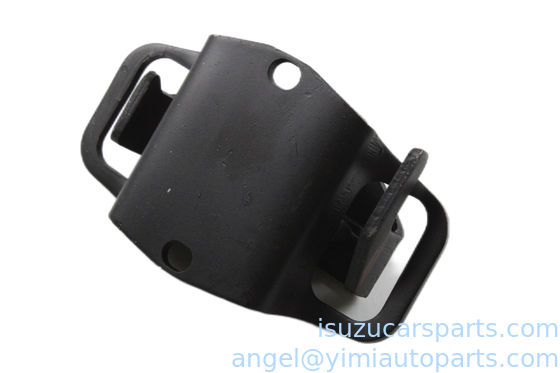 El motor de la ISUZU TFR54 T5T7 C223 está equipado con un motor de cuatro cilindros.