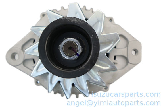 700P 4HK1 Isuzu Motor Parts Generator ASM 24V/60A 8980750260 3701010-P301 El motor también tiene un generador