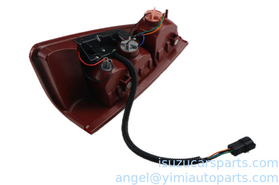 La luz de la parte trasera de la ISUZU DMAX 2007 R 8973746651
