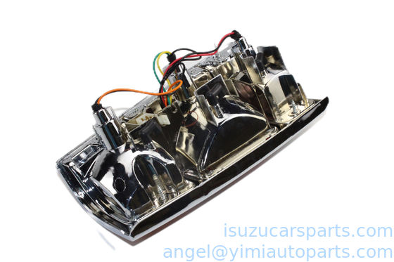 La luz de cola ISUZU TFR54 ASM L 3716100D 8970687410
