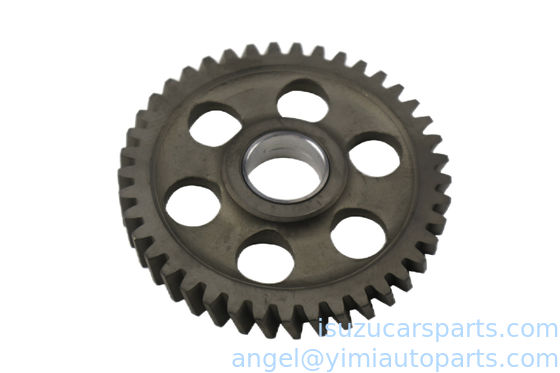 El motor de la ISUZU FVR34 6HK1 se encuentra en el extremo inferior de la parte superior del motor.