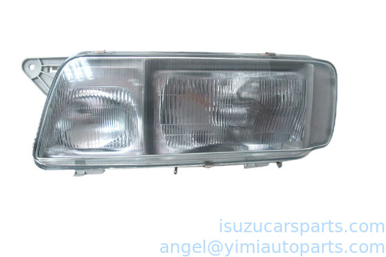 Las luces de las luces de la dirección del vehículo deberán estar equipadas con una lámpara de luz de la dirección del vehículo.