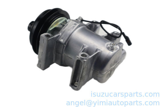 El motor de la motocicleta es un motor de cuatro cilindros.