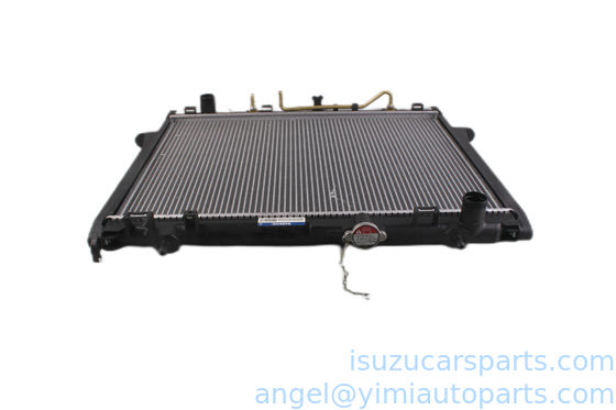 Radiador de aluminio 4JA1 ISUZU D MAX 8973633070 8973333512 8979431610