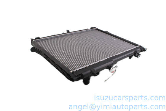Radiador de aluminio 4JA1 ISUZU D MAX 8973633070 8973333512 8979431610