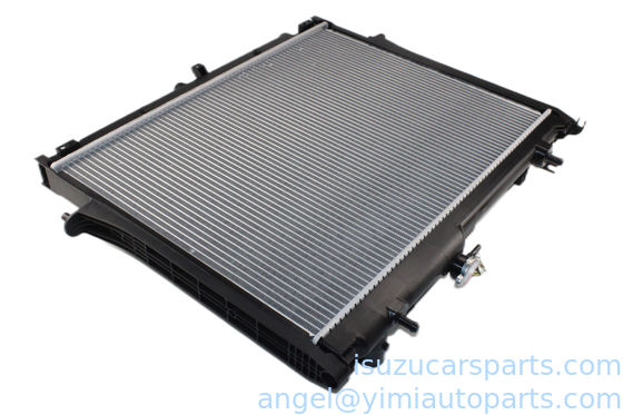 ISUZU DMAX2012 4JJ1 Radiador 8971372730 Partes de refrigeración para automóviles